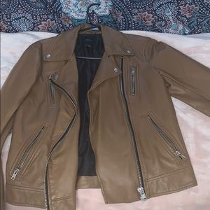 FOREVER 21 FAUX LEATHER JACKET